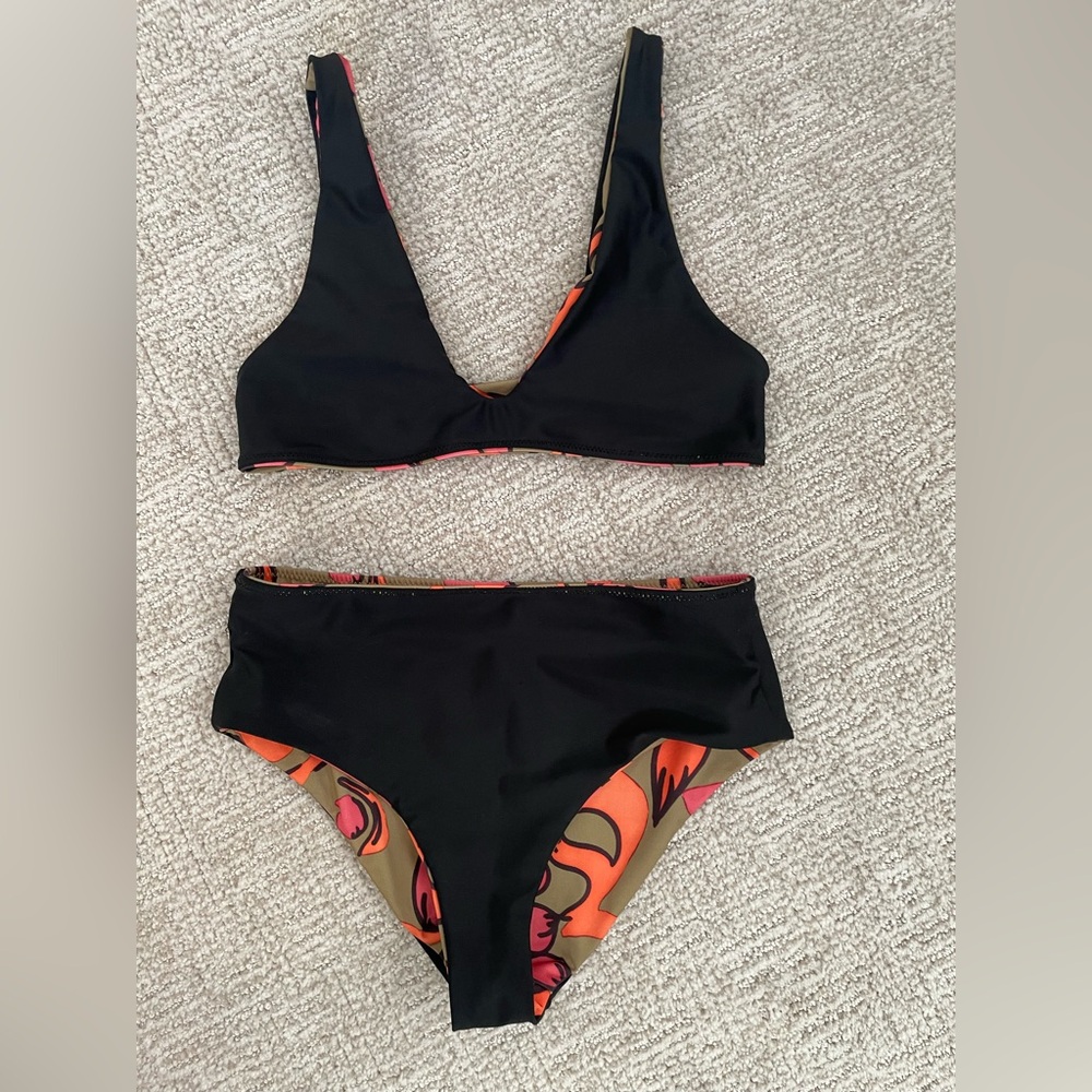 Seea bikini 👙 top and bottom!
